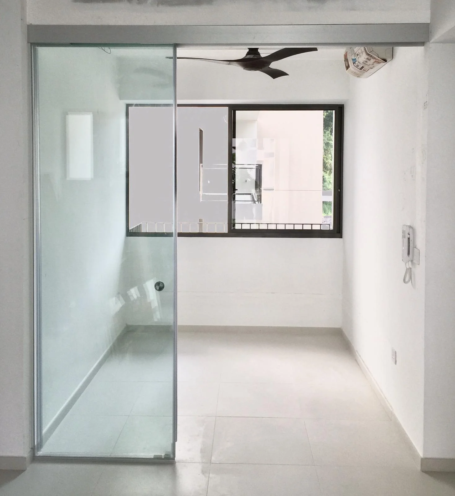 Temper Glass Slide Door